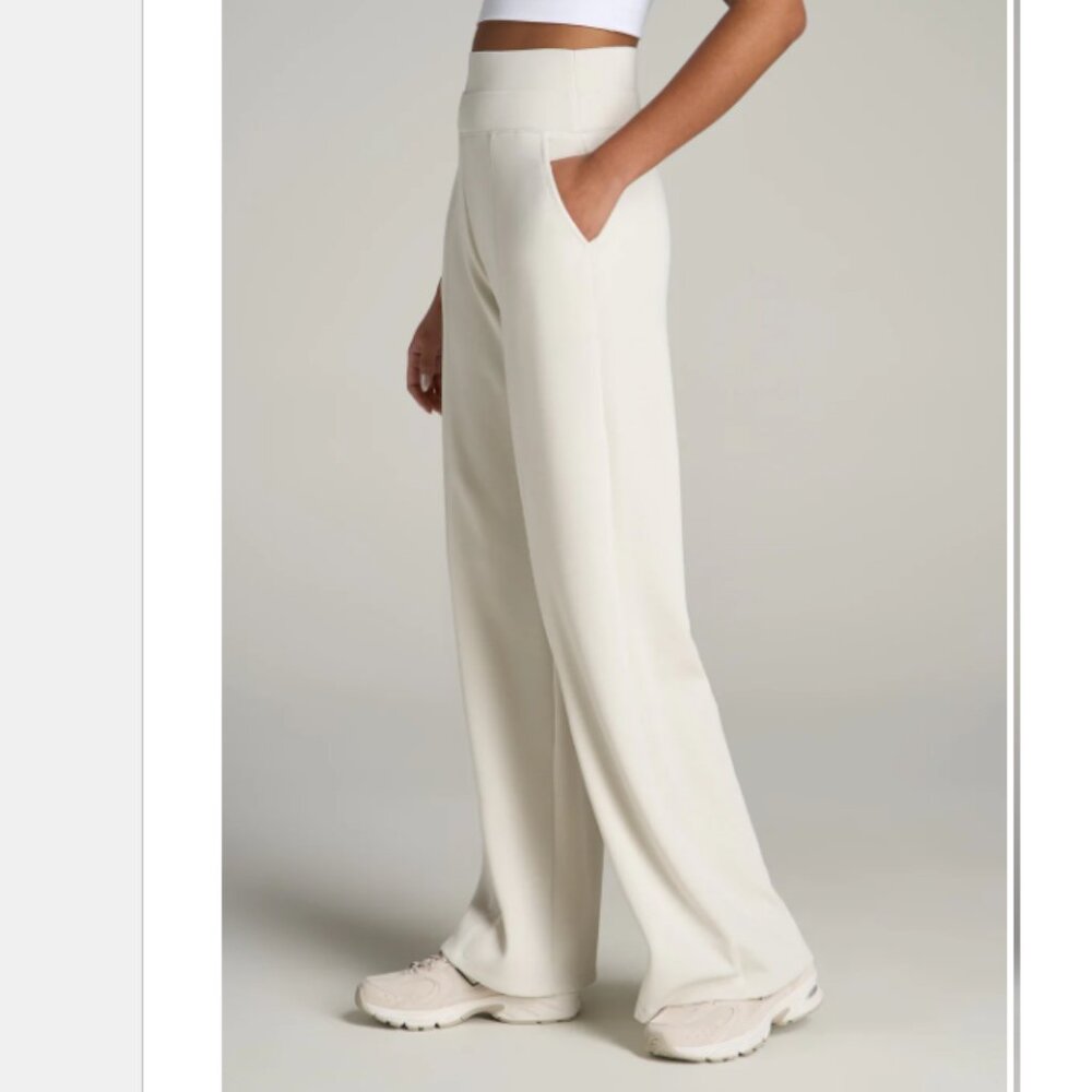 AMERICAN TALL SOFT MOTION WIDE LEG ULTRA HIGH RISE PANT IN PEARL (NWT)